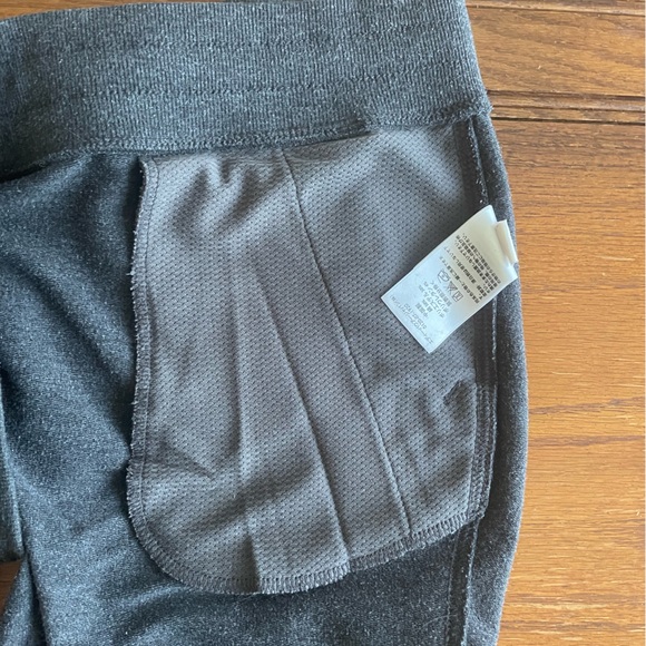 Eddie Bauer gray sweatpants, XS, but roomie! - Picture 6 of 9